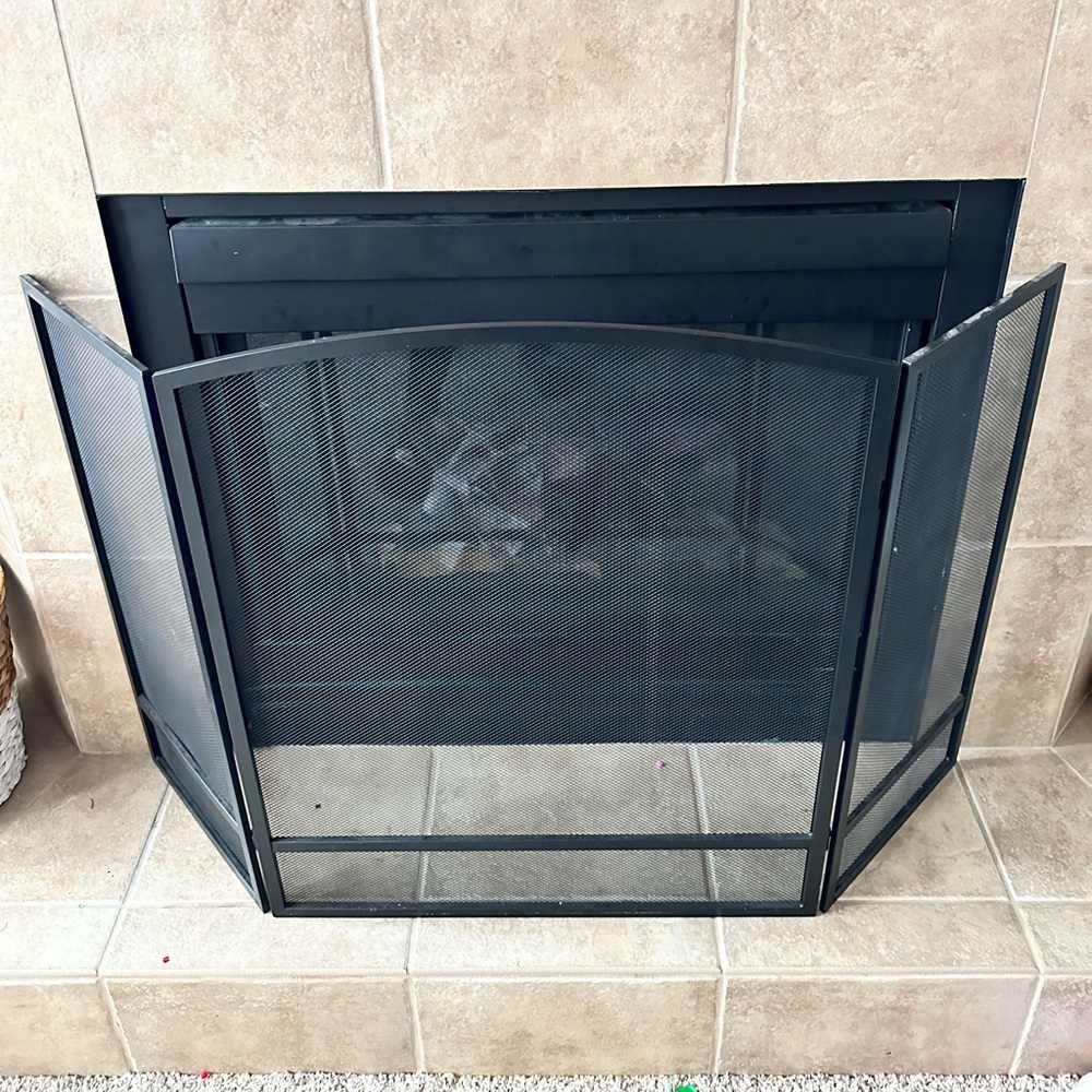 COPY - Fireplace trifold screen